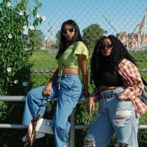 Tendance mode 2024 pour la rentrée : Ce qu'il faut porter les girls !