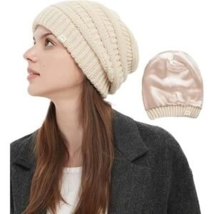 Bonnet doublé satin : mode ou nécessité ?