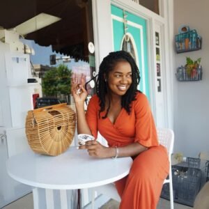 Comment booster ta féminité et attirer des relations qui te valorisent ?