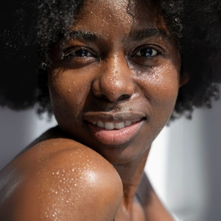 Comment ralentir le vieillissement de la peau noire naturellement