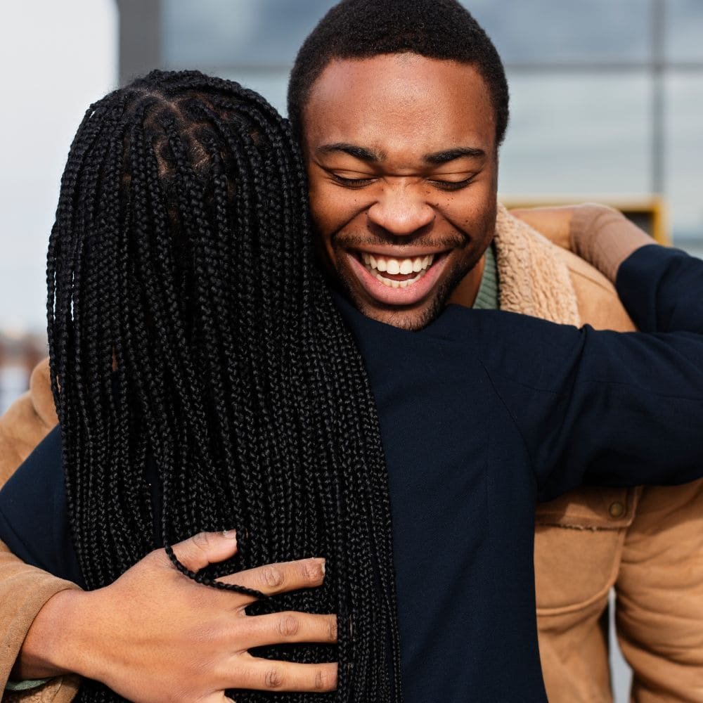 Les 7 signes qu’il est émotionnellement mature (et pas juste gentil)
