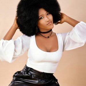 Les 5 huiles naturelles les plus efficaces pour les cheveux afro