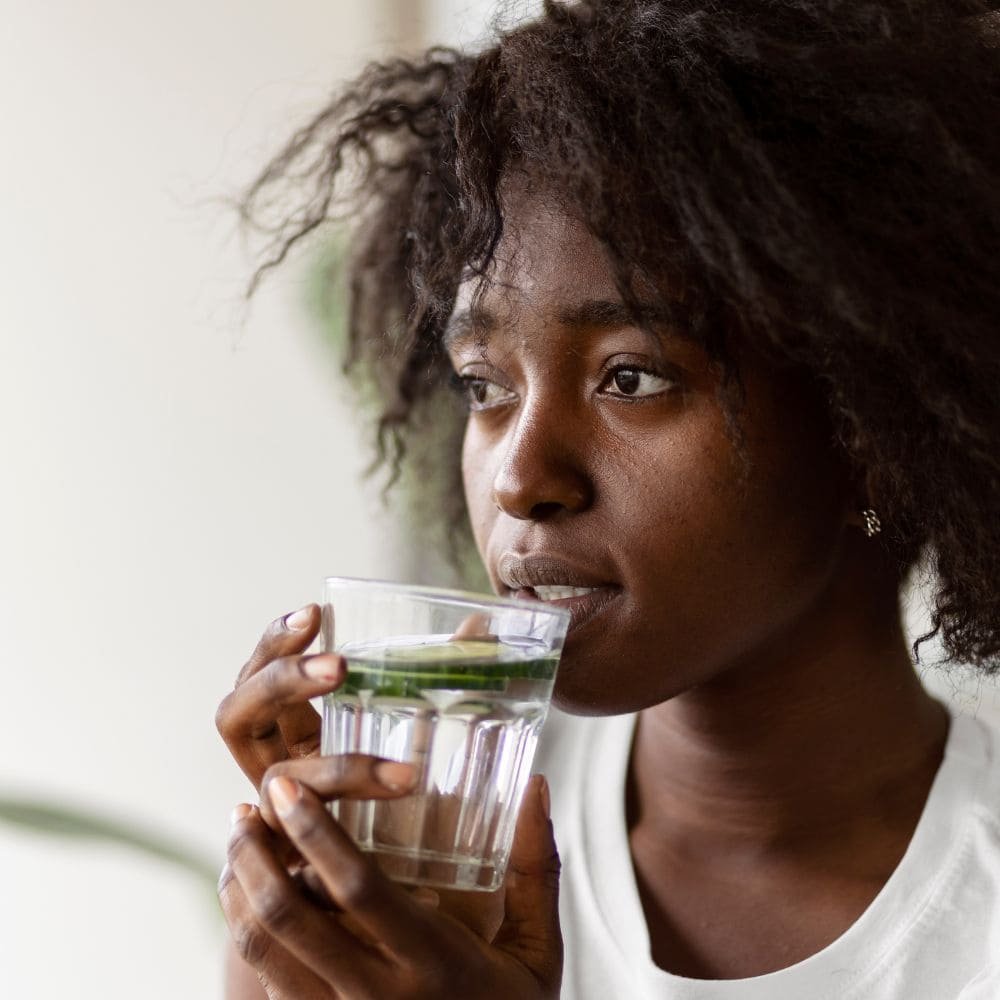Routine matinale femme : 7 habitudes pour devenir la meilleure version de toi-même